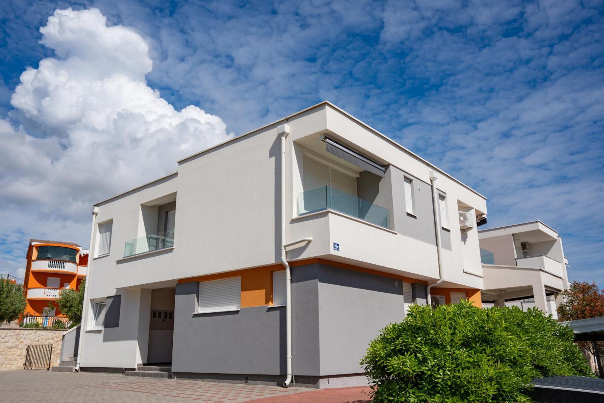 Apartment Funtastic With Private Pool Novalja Exterior foto