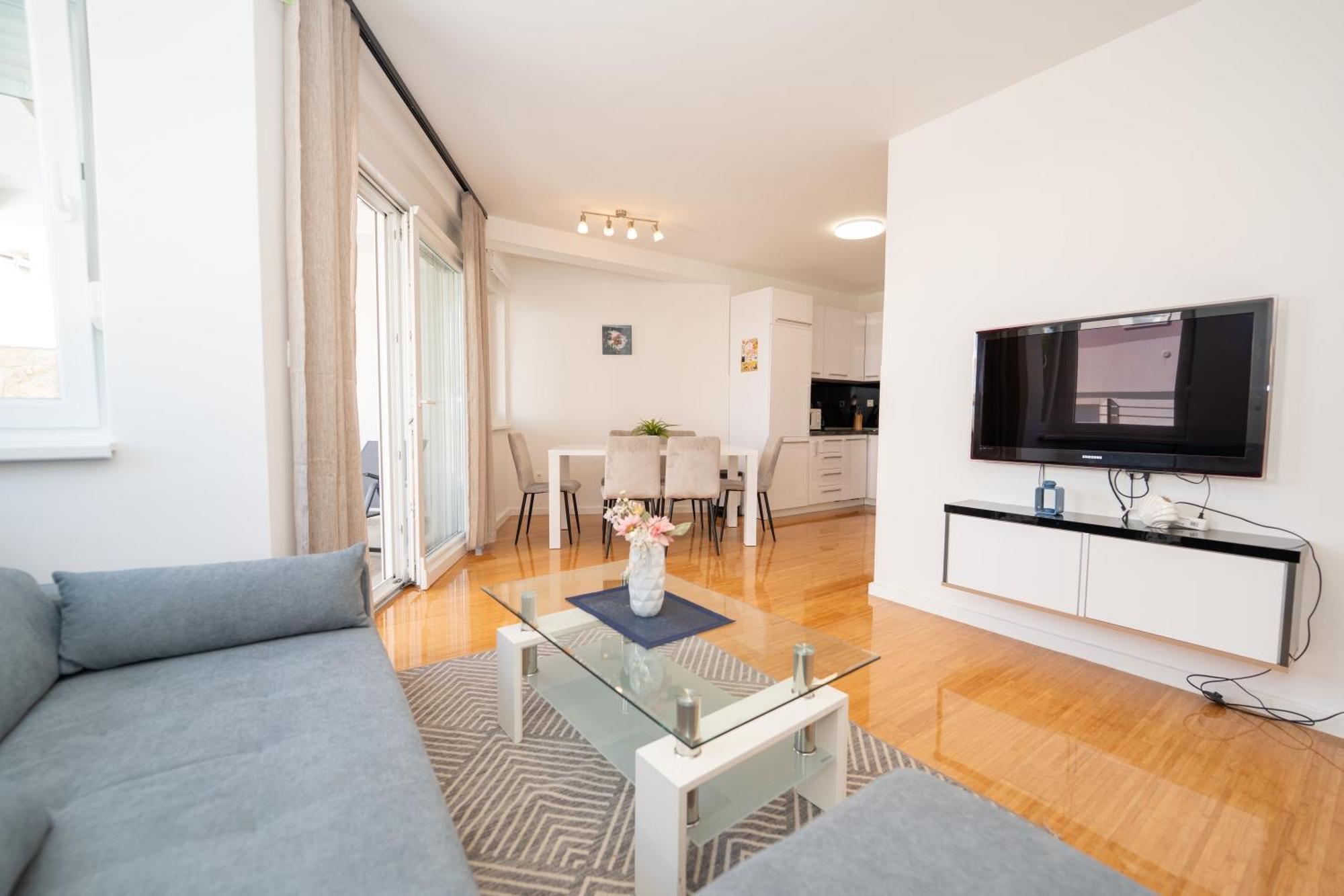 Apartment Funtastic With Private Pool Novalja Exterior foto